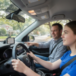 découvrez tout ce qu'il faut savoir sur l'assurance pour la conduite supervisée : conditions, avantages et conseils essentiels pour bien débuter en toute sécurité.